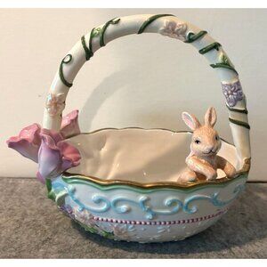 Avon Springtime Easter Ceramic Bowl/Basket In Box 2002  # 2851